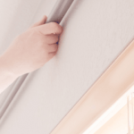 Varão de cortina sem perfuração - a solução inteligente para cortinas