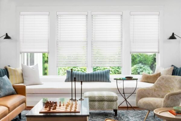LazBlinds Persianas de madeira sintética sem fio de 5 cm com... - Imagem 5